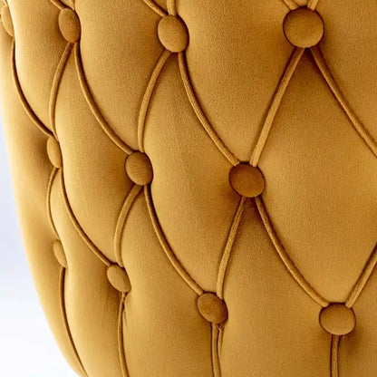 Sedia da pranzo imbottita A&A Furniture con schienale a orecchioni